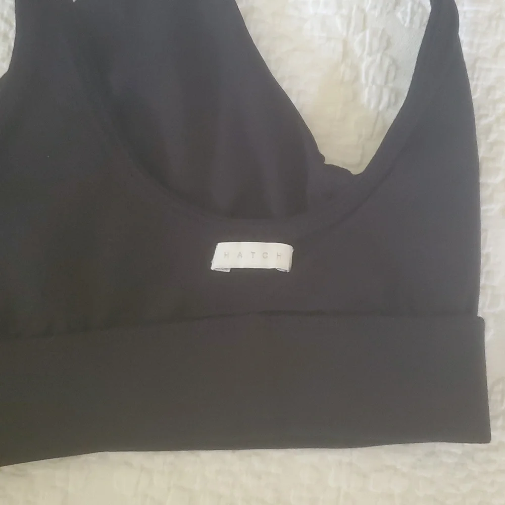 HATCH THE DREAM FEED NURSING & SLEEP BRA : SIZES:SMALL & MEDIUM